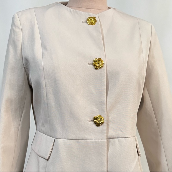 Zara Cream Blazer with Gold Buttons Large - Picture 6 of 6